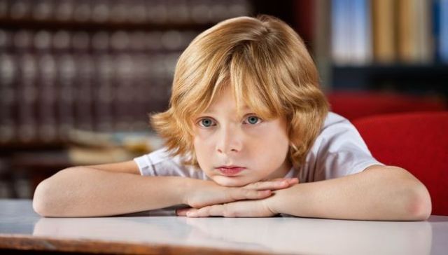 padaczka trudności szkolne